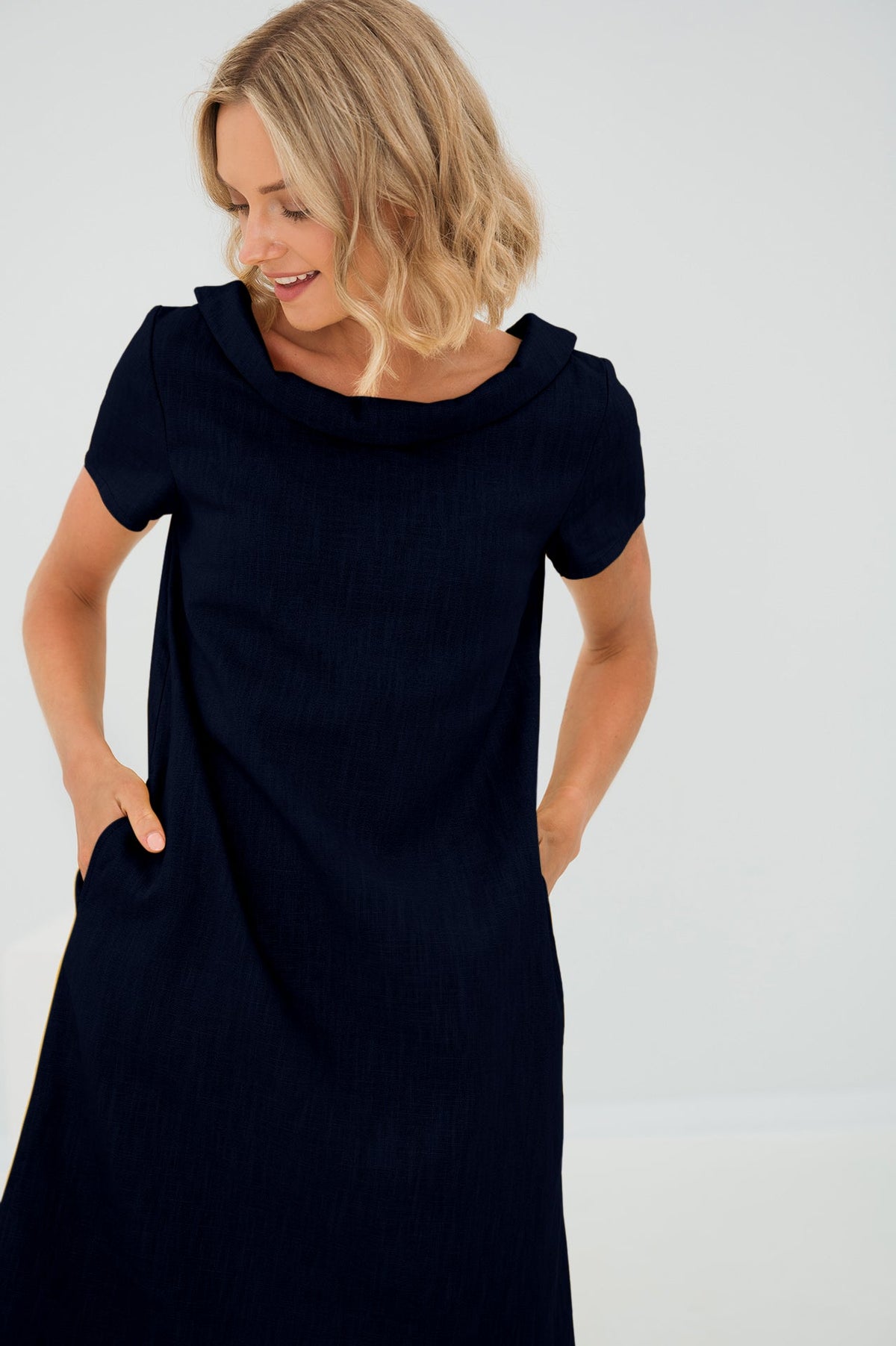 STORY — Soft Linen Short-Sleeve Dress