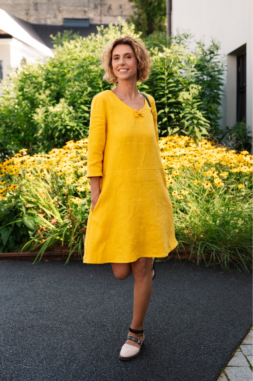 SUN — V-Neck Stonewashed Linen Dress
