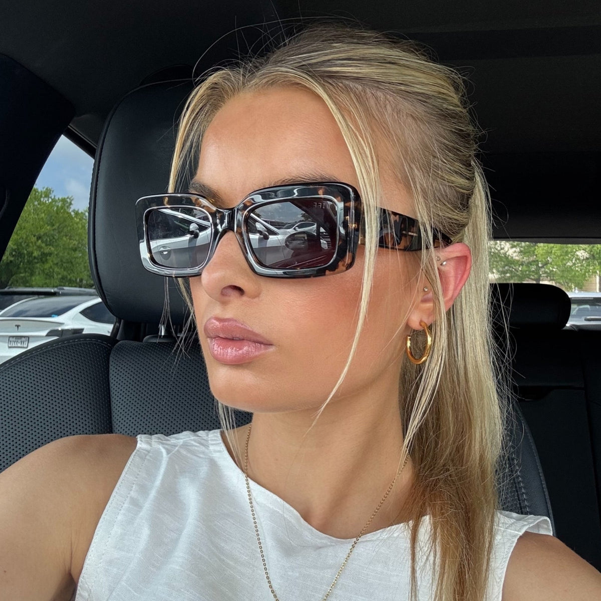 INDY - ESPRESSO TORTOISE + GREY SUNGLASSES