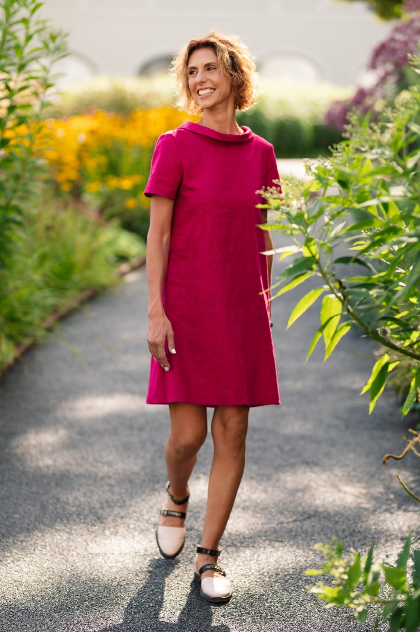 STORY — Soft Linen Short-Sleeve Dress