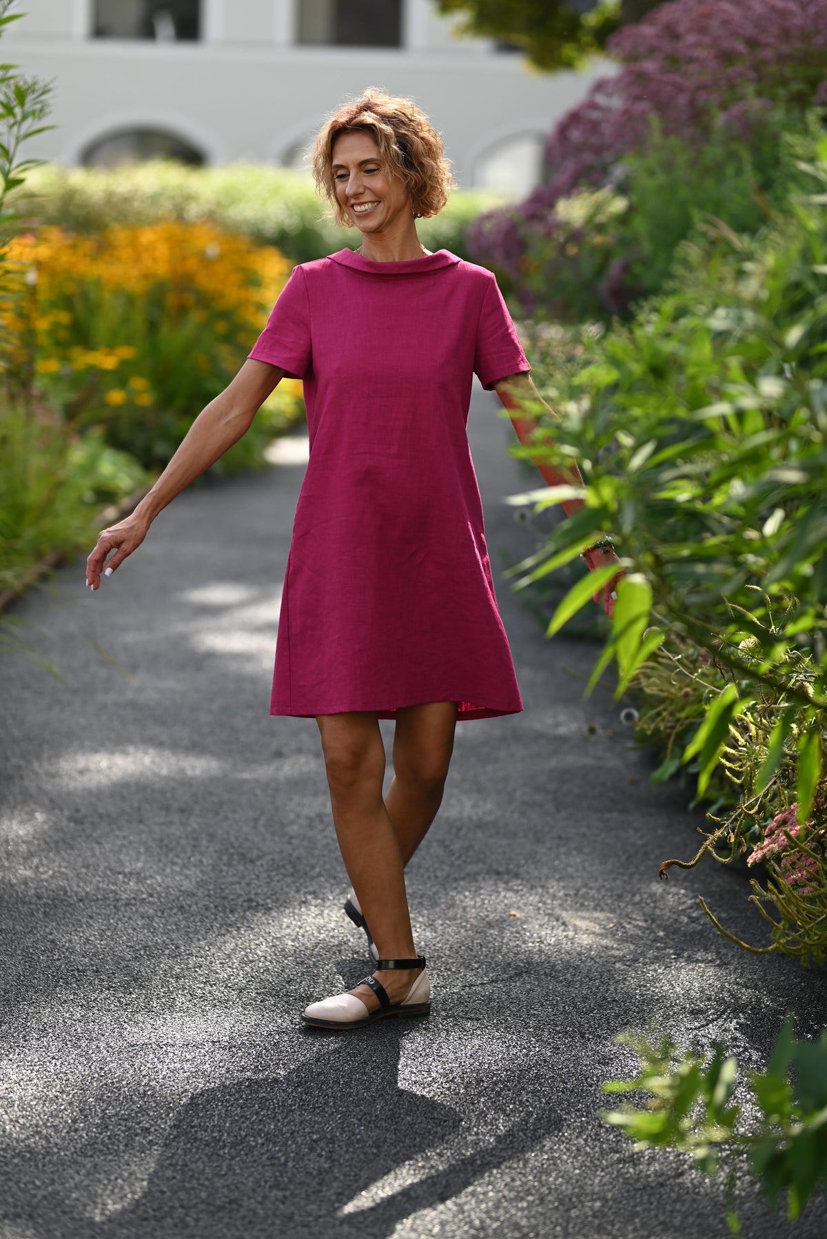 STORY — Soft Linen Short-Sleeve Dress