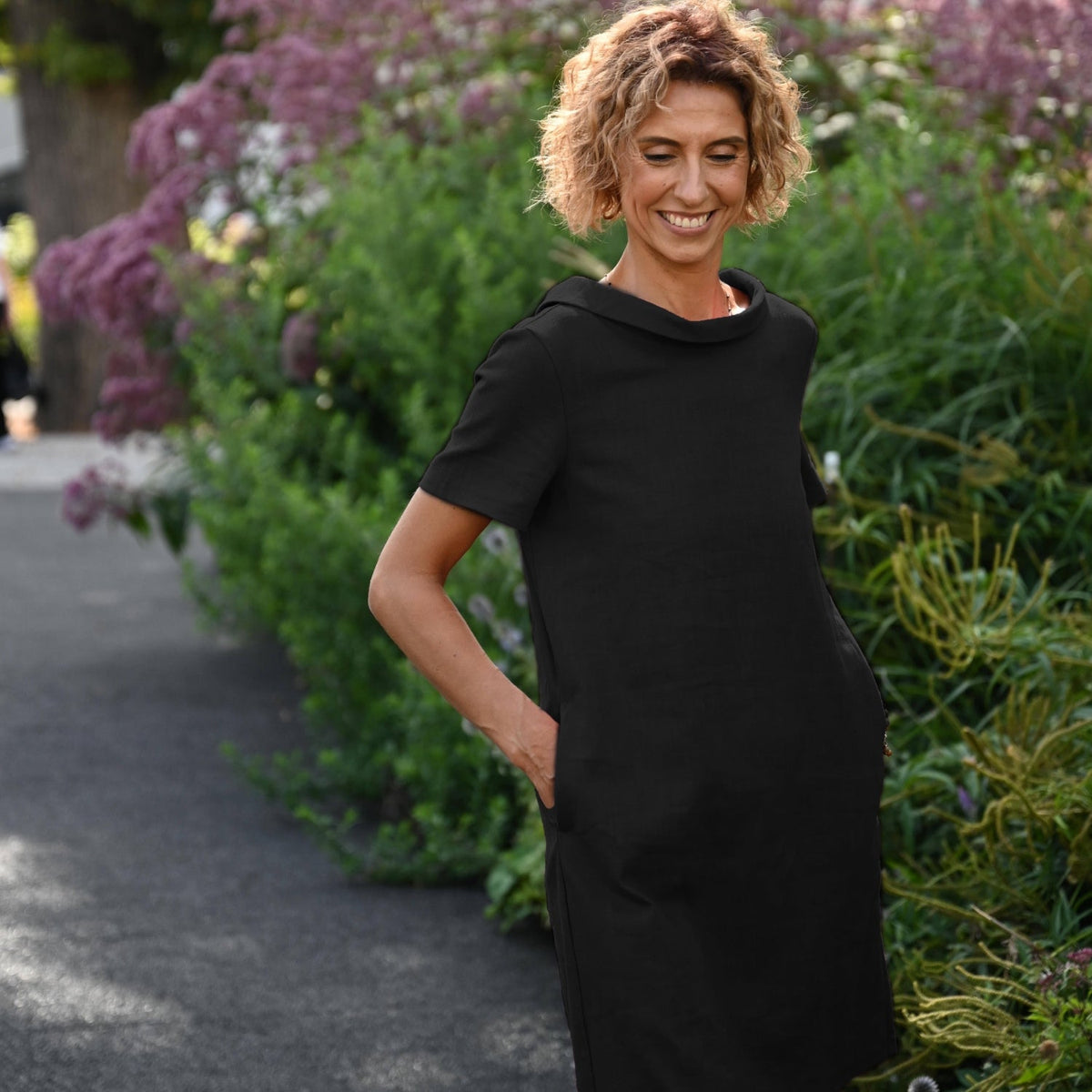 STORY — Soft Linen Short-Sleeve Dress